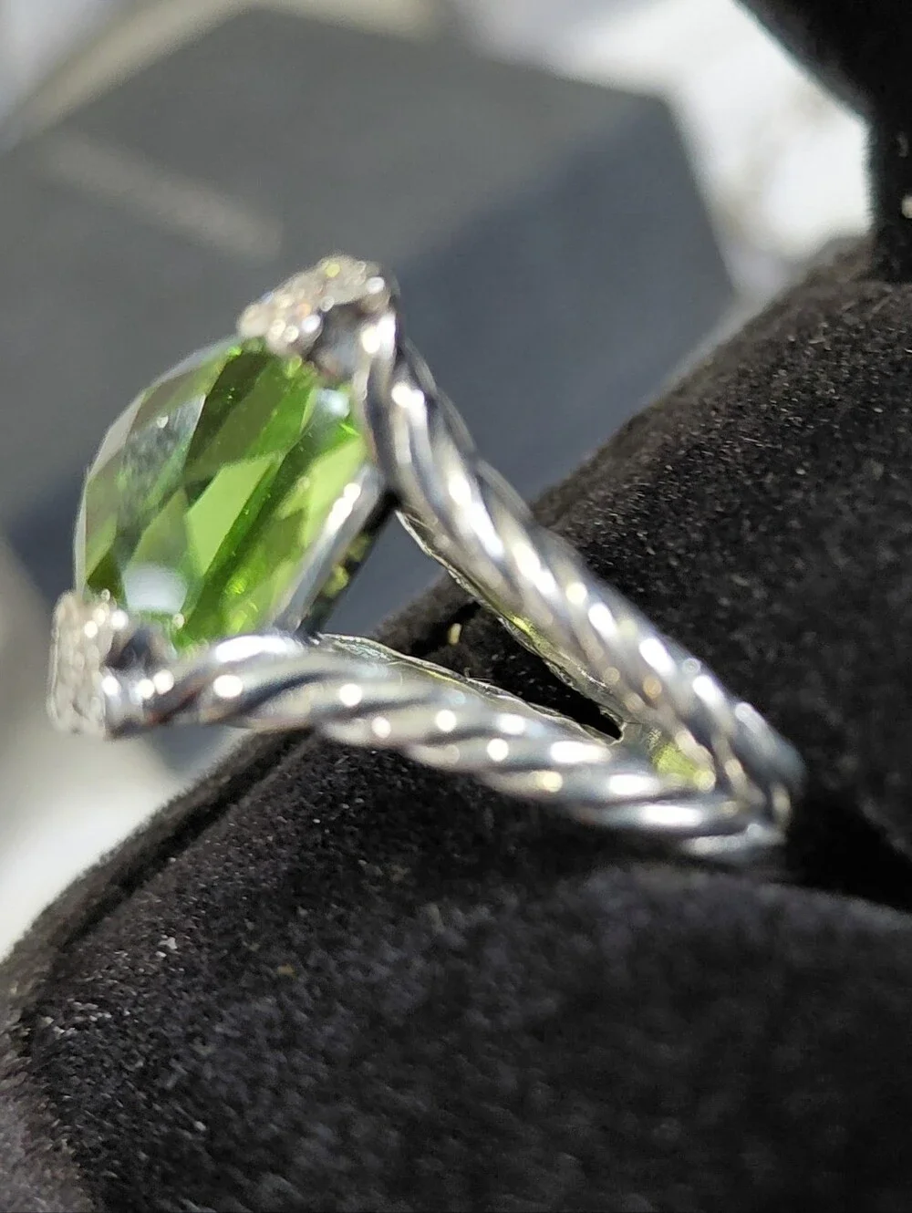 David Yurman Cushion Set Peridot Size 6